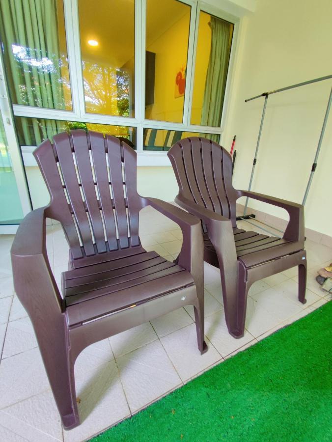 Le'Coco Homestay in Tiara Desaru Residence Exterior foto
