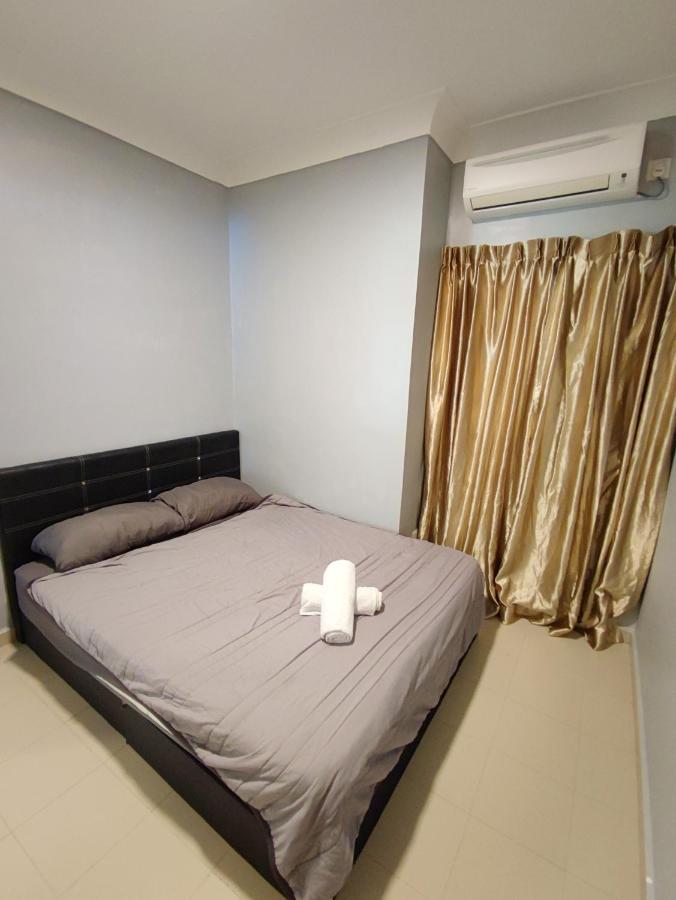 Le'Coco Homestay in Tiara Desaru Residence Exterior foto